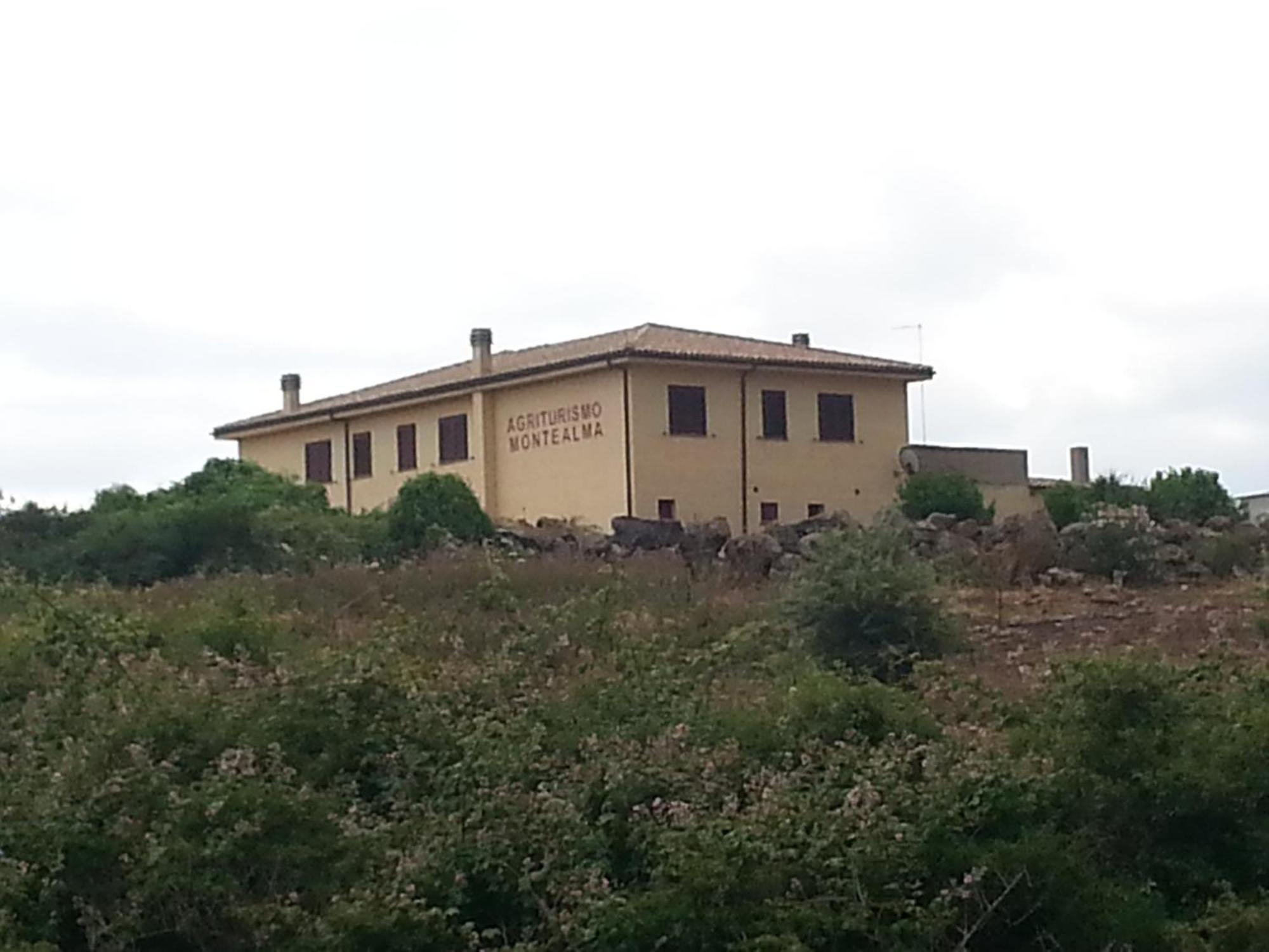 Gospodarstwo agroturystyczne Agriturismo Montealma Nulvi